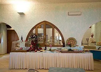 Hotel Isuledda Centre 4*