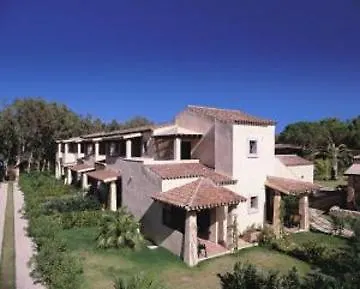 Hotel Isuledda Centre 4*