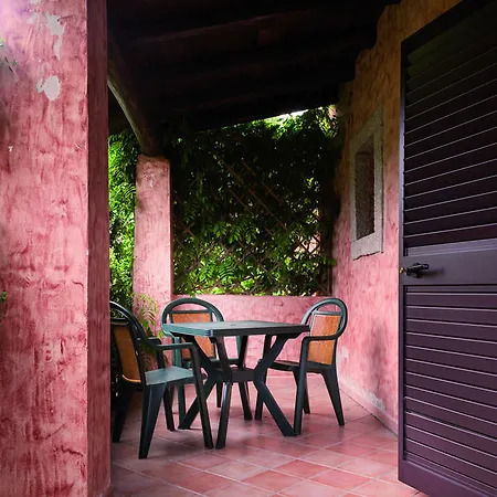 Hotel Isuledda Centre 4*